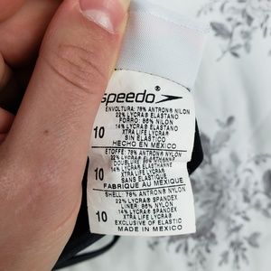 Speedo Swim - Black Speedo Swimsuit One-Piece Speedo Swim - Black Speedo Swimsuit One-Piece